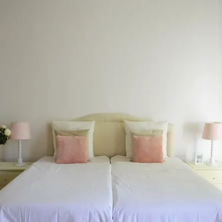 Homestay Palacio Da Graca *